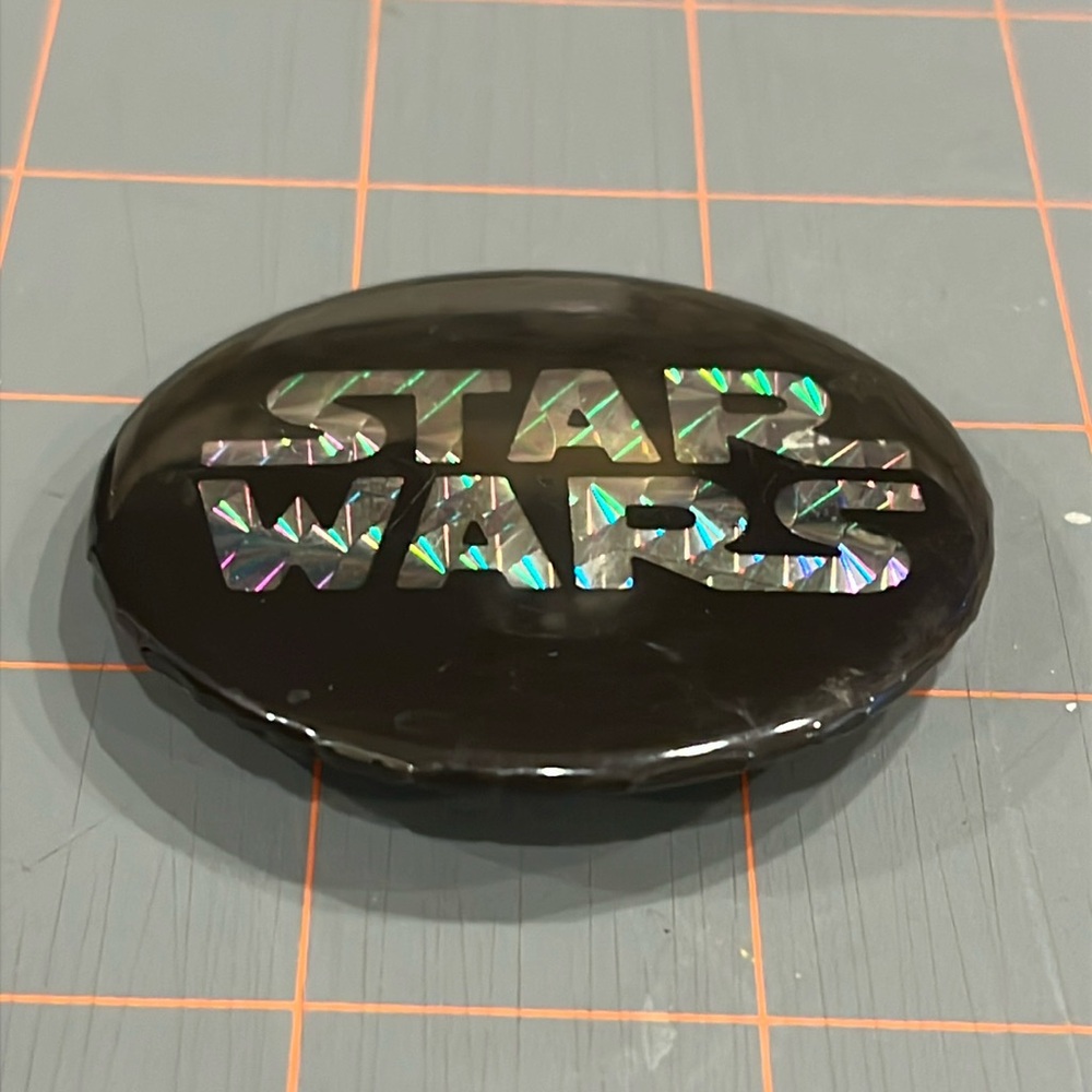 Vintage 1977 STAR WARS Prismatic Pin Star Wars Logo Button Preowned HTF - Picture 13 of 16